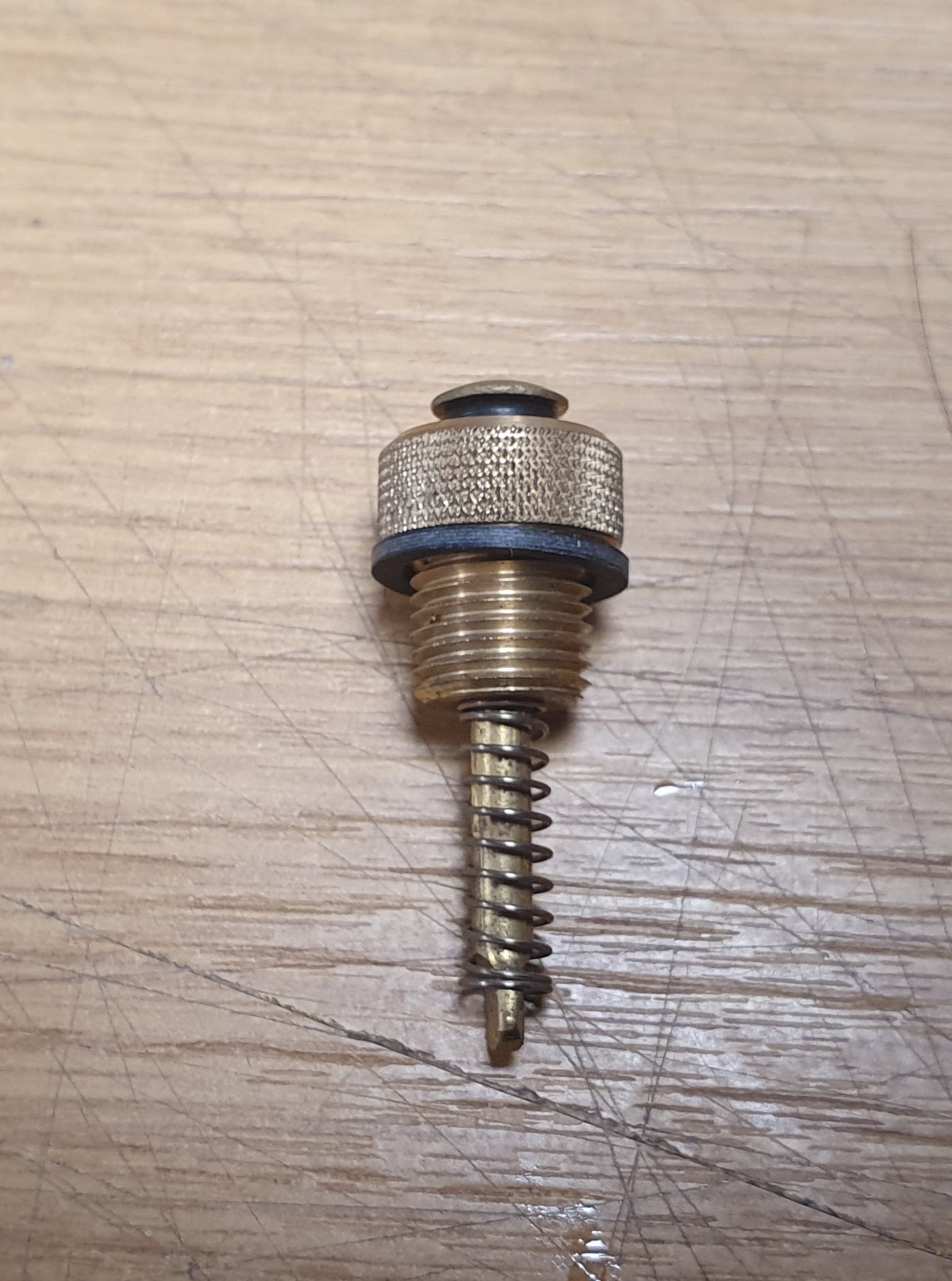 mamod-3-8-x-26-tpi-safety-valve-g118-tony-green-steam-models