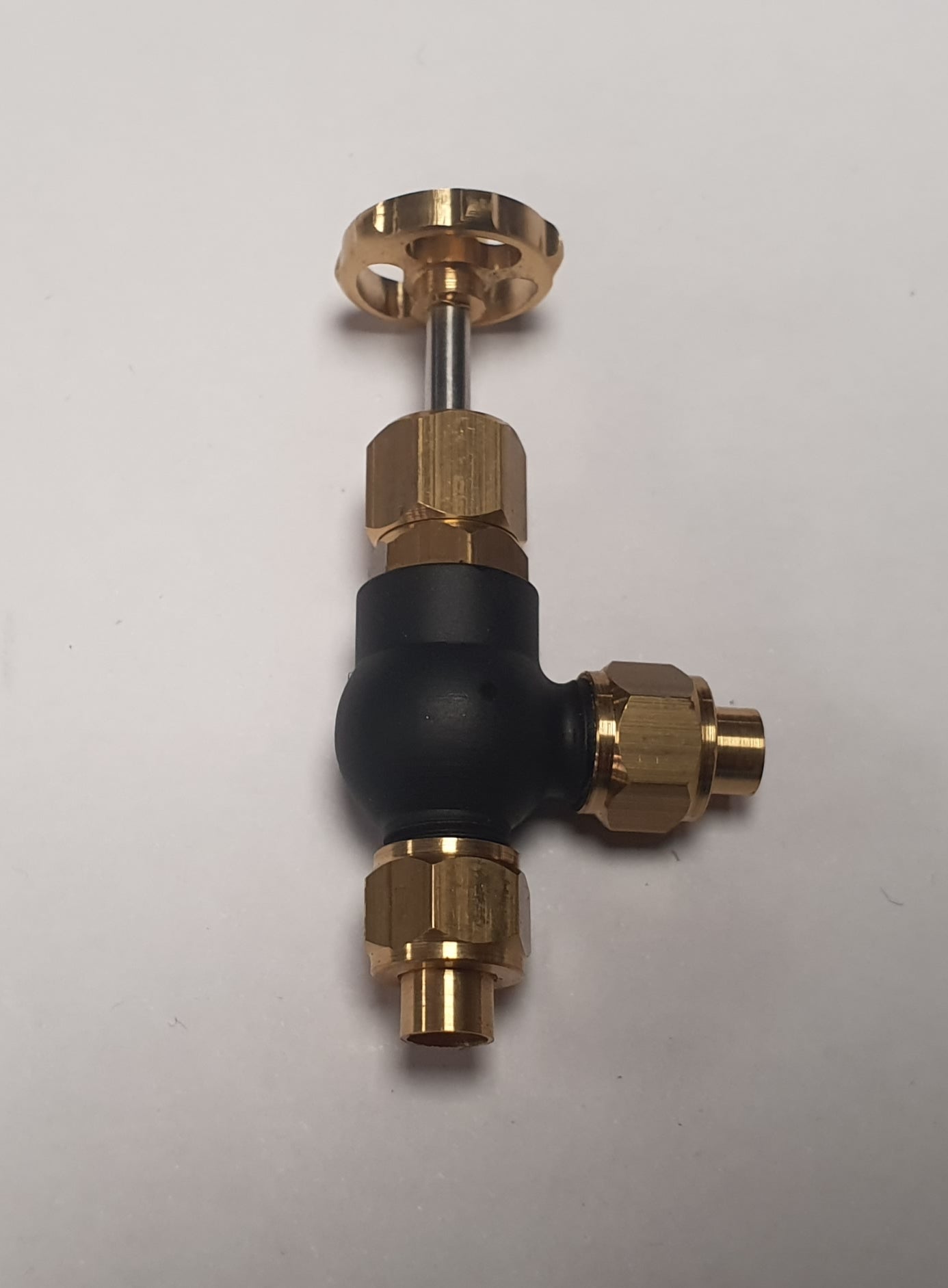 Tony Green Steam Fittings : 3/16th 90 degree globe valve  - G192A