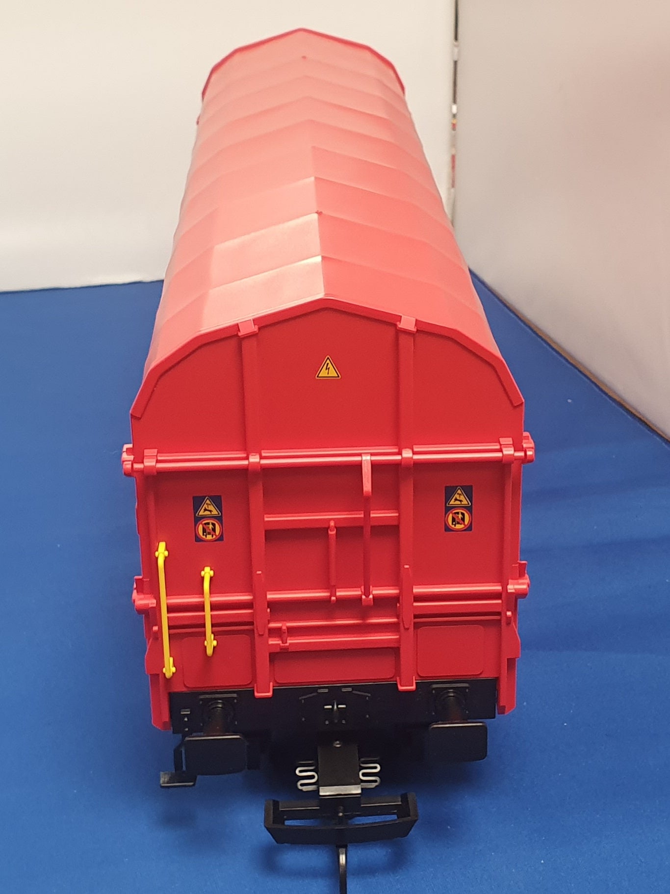 PIKO G Scale DB coved wagon  37724